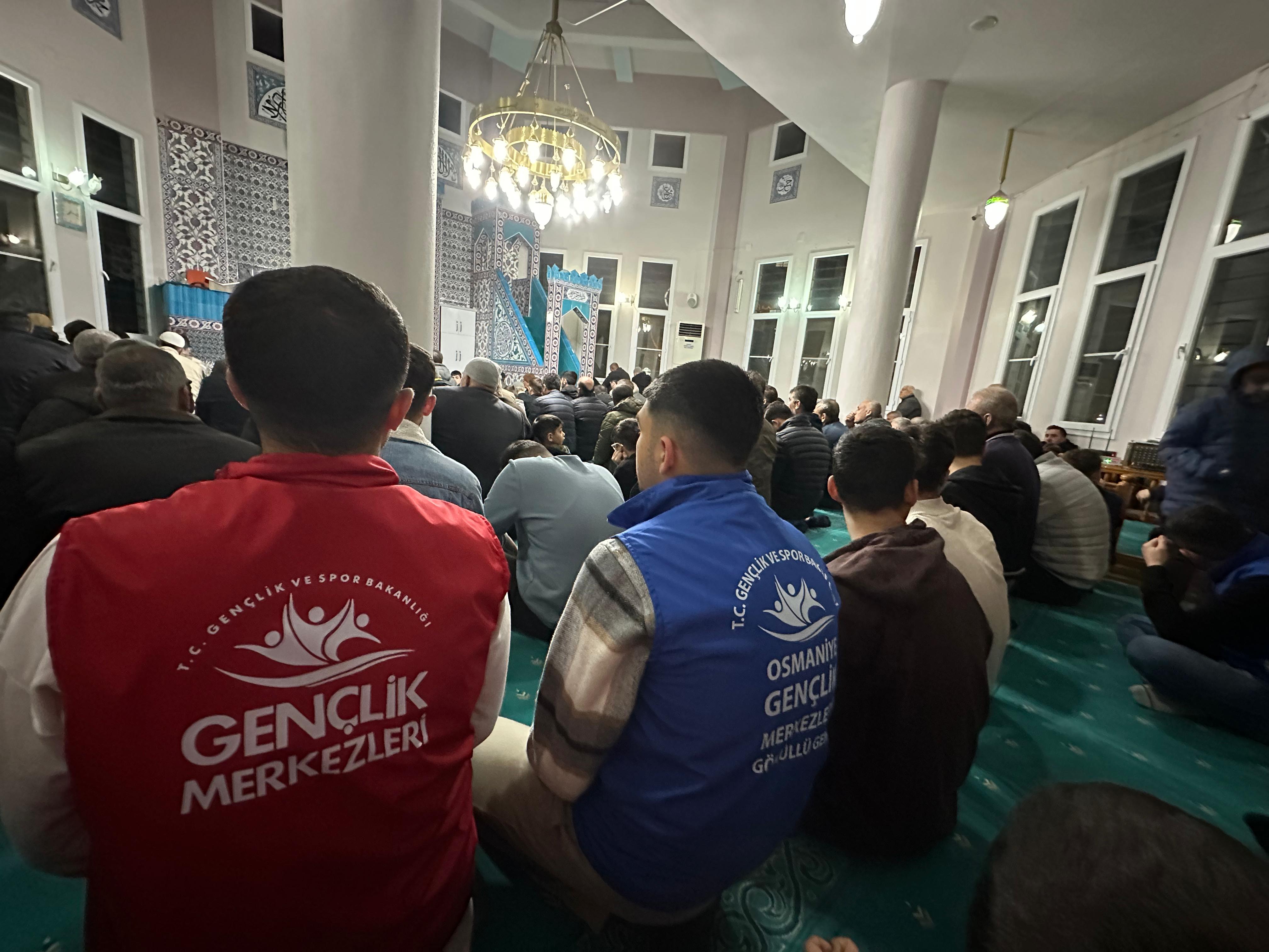 Düziçi Gençlik Merkezi’nden Miraç Kandili’nde Tatlı İkramı-3