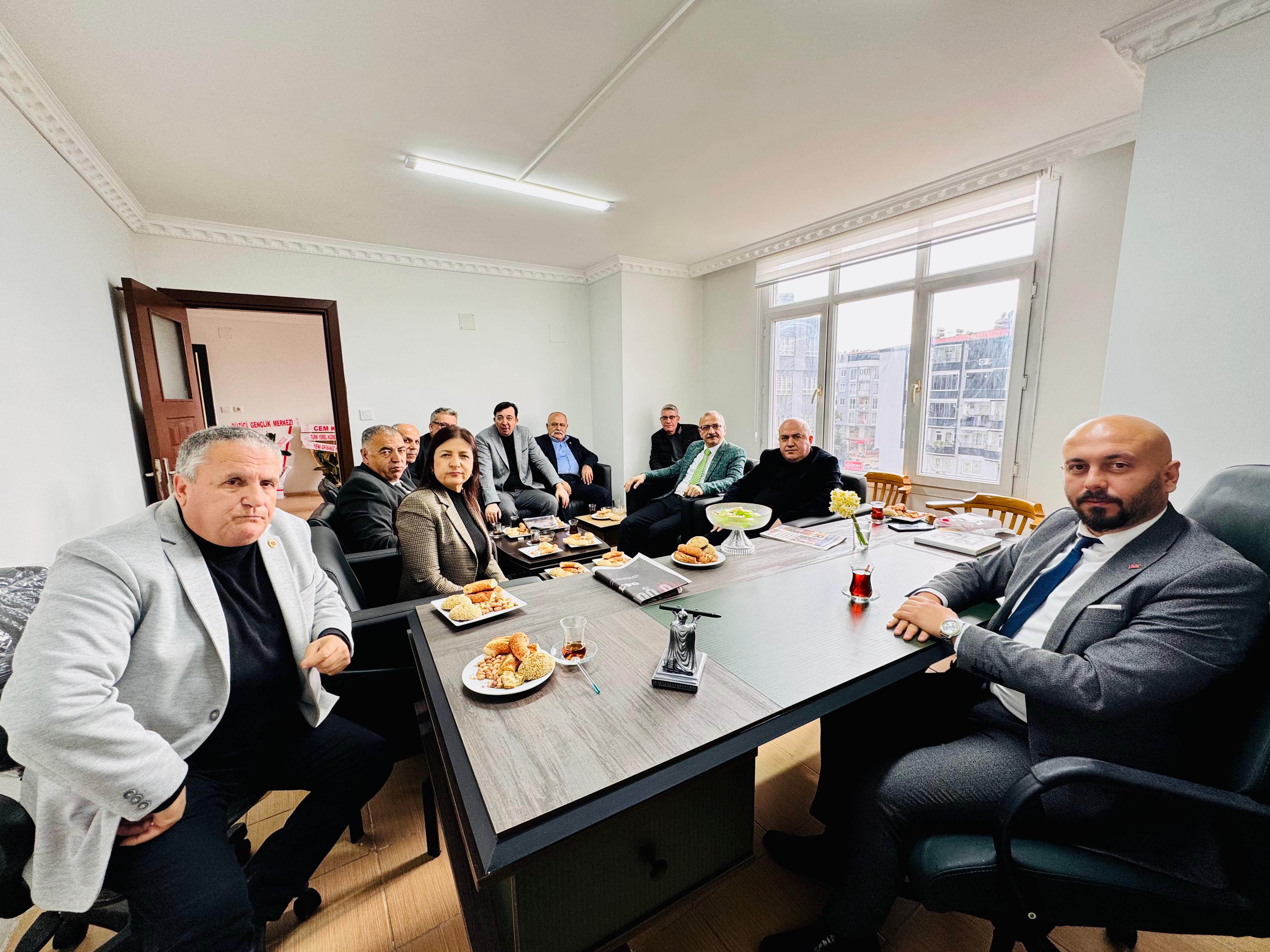 Agf Ve Bi̇k’ten Sabır Gazetesi’ne Ziyaret (1)