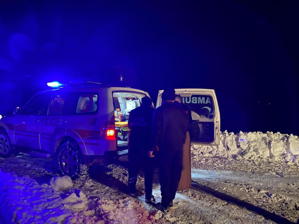 Batman’da Hamile Kadın İçin Zorlu Kurtarma Operasyonu (1)