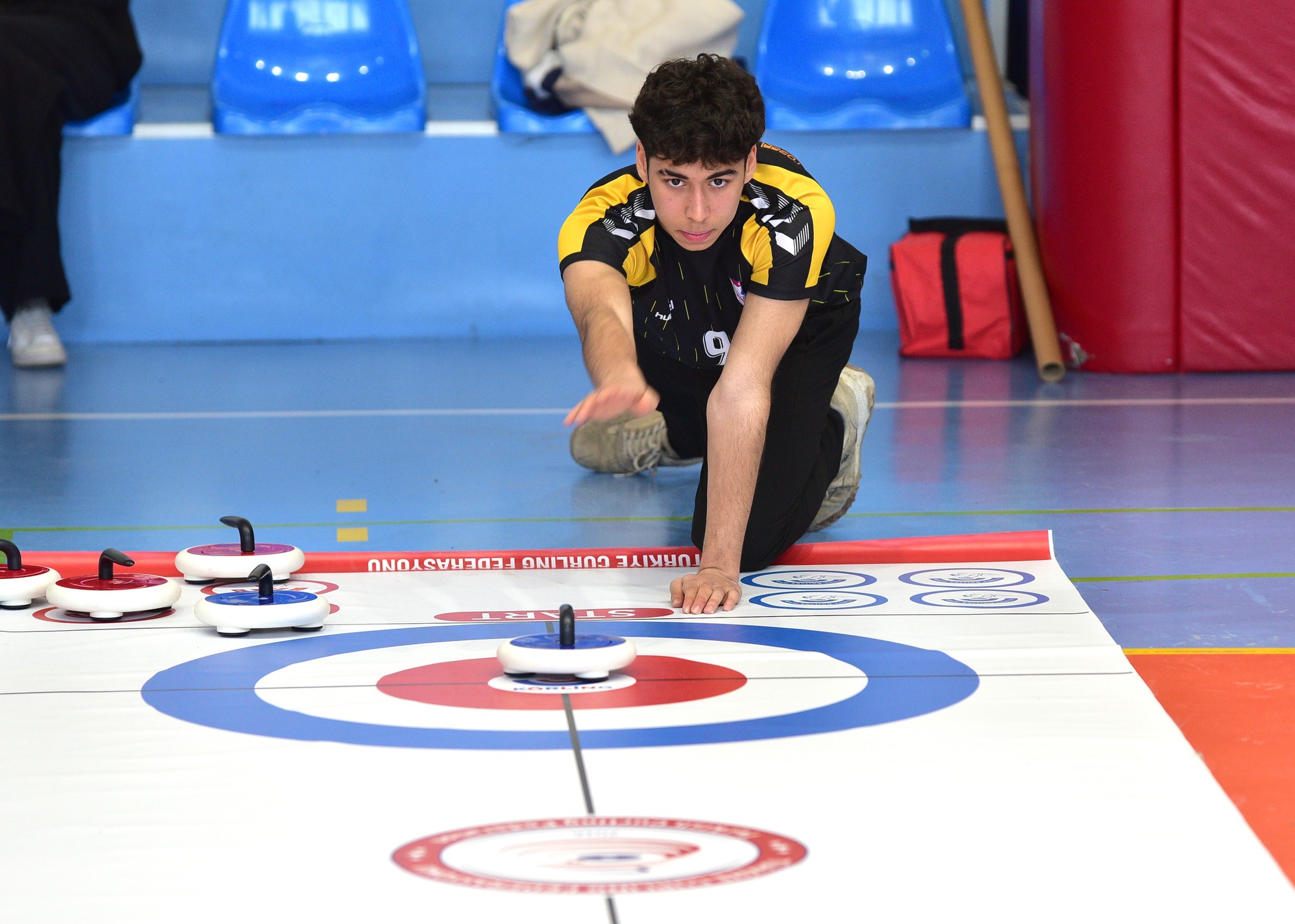 Osmaniye'de Floor Curling Müsabakaları Yapıldı (4)