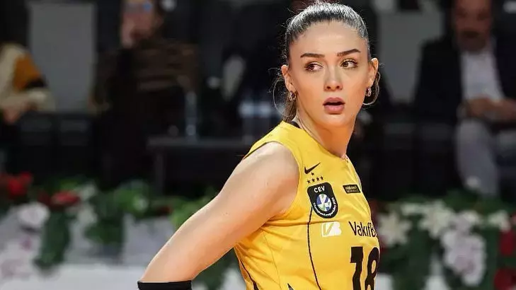 Zehra Güneş Voleybolda Yükselen Yıldız (3)