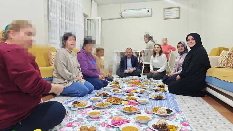 Kaymakam Dolu, Özel Bireylerle İftarda Buluştu (1)