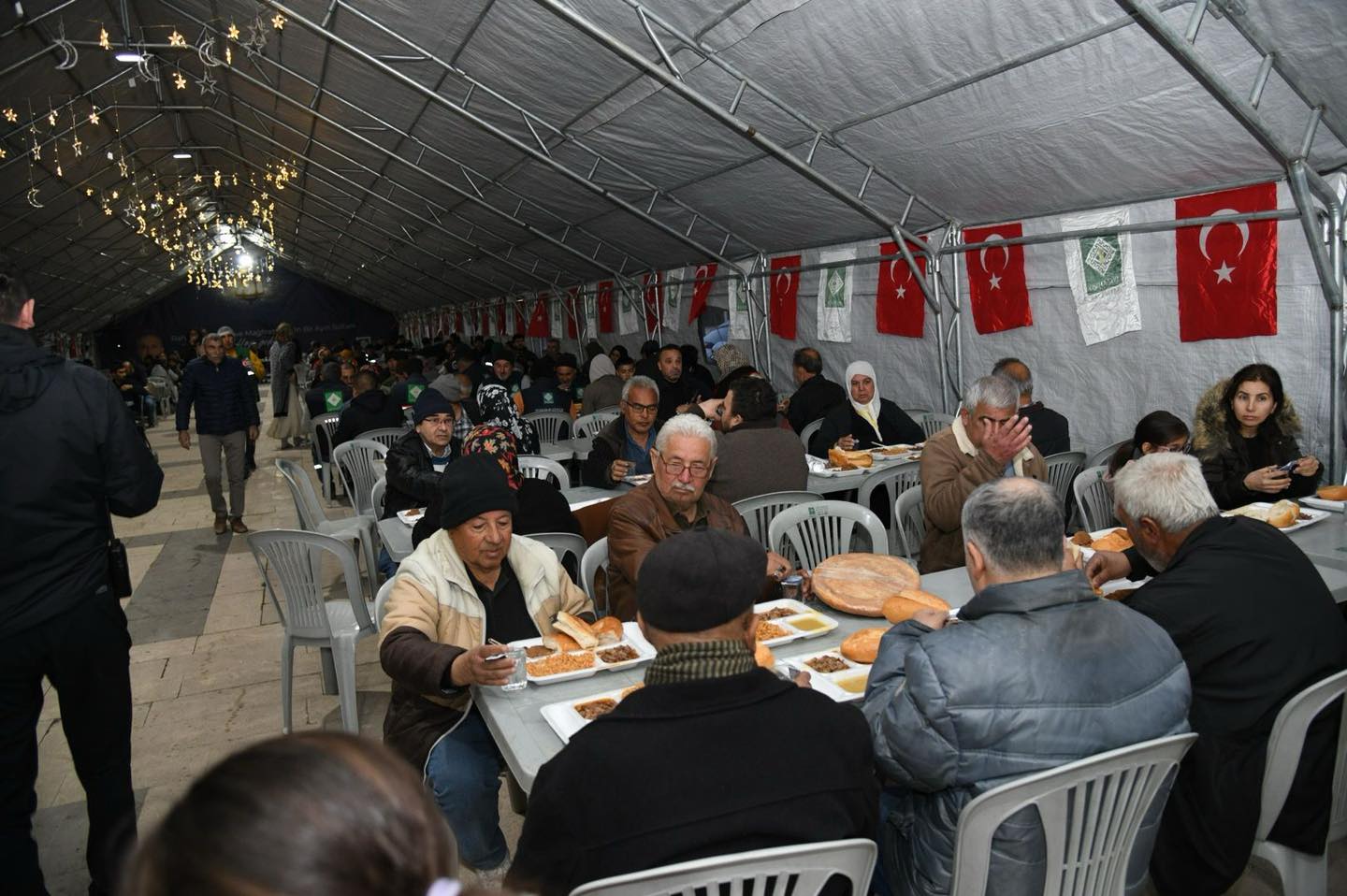 Ramazan Boyunca İftar Çadırı Açık Olacak (2)