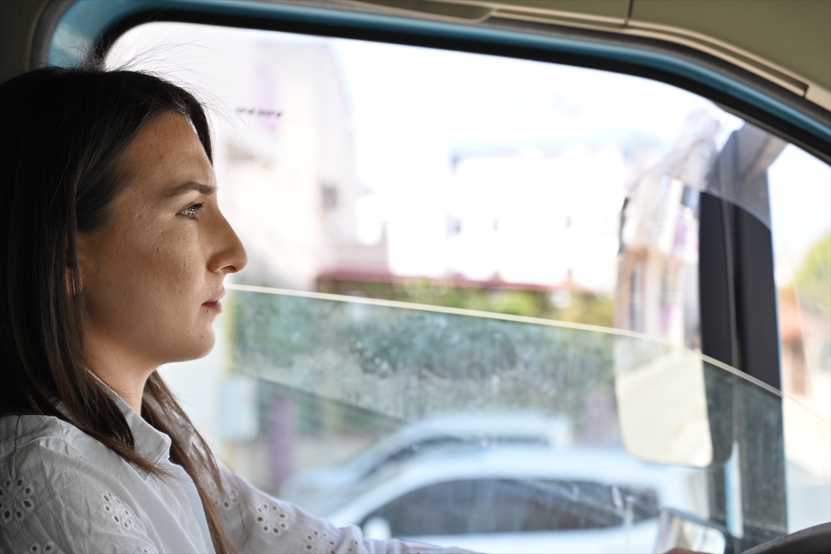 Tır Şoförü Kocasından Etkilenen Kadın Direksiyon Başına Geçti (12)