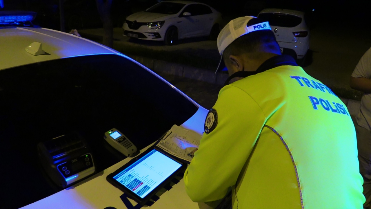 Adana'da Dron Destekli Trafik Denetimi Yapıldı
