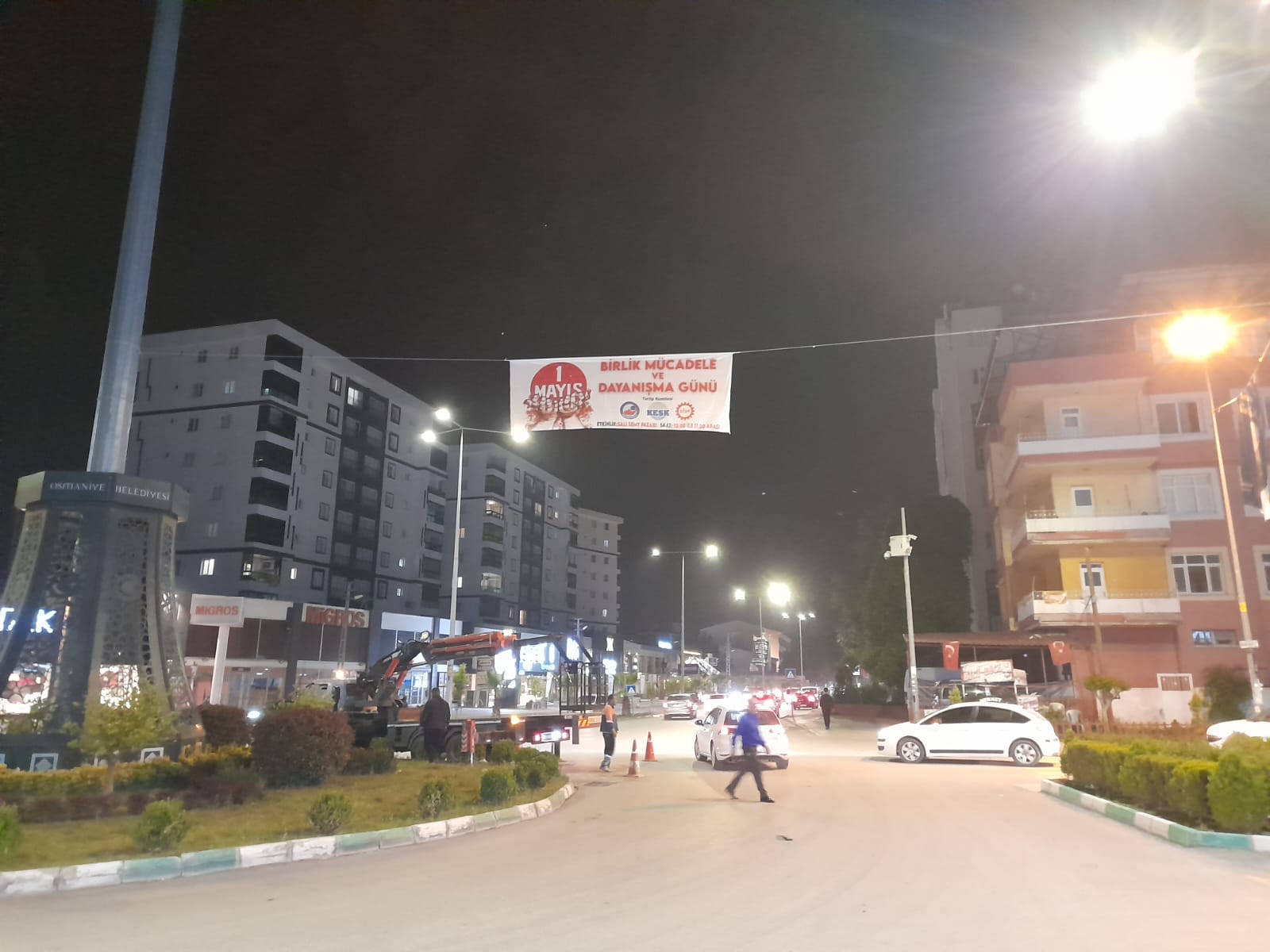Osmaniye’de 1 Mayıs Coşkusu Semt Pazarında (6)