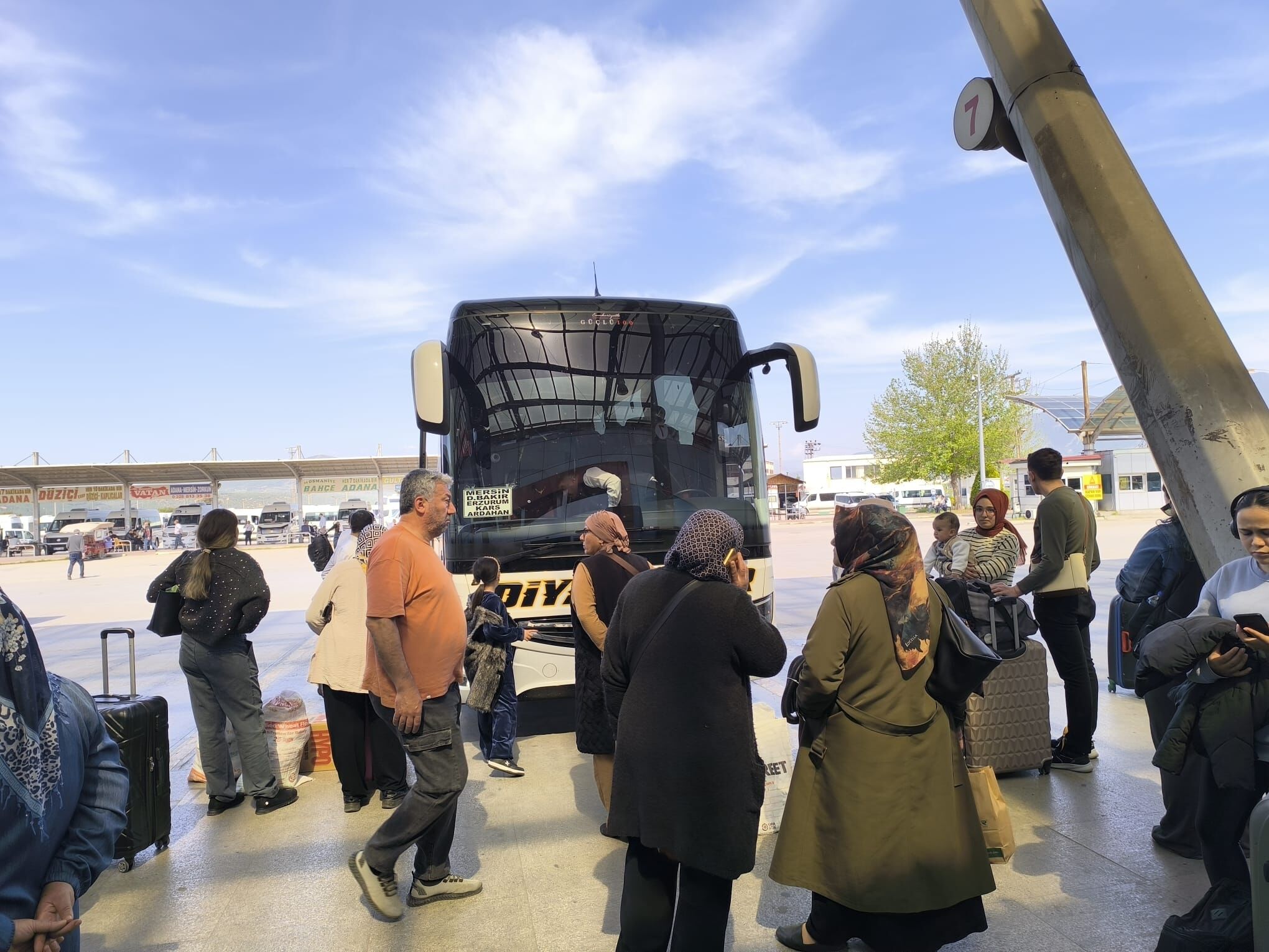 Otogarda Bayram Dönüş Yoğunluğu (7)