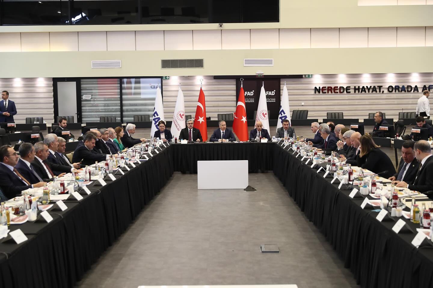 Gülsoy Deprem Yaraları Sarılıyor, Takip Sürüyor (4)