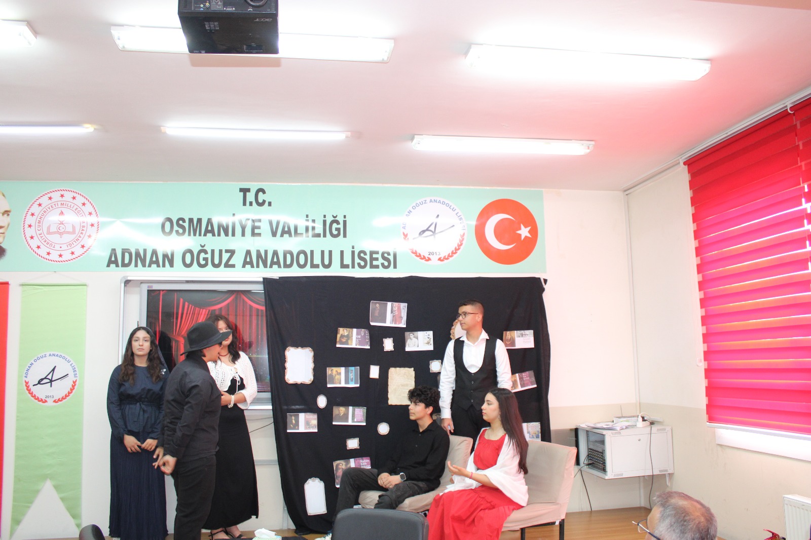 Türk Edebiyatının Roman Kahramanları Osmaniye’de Sahneye Taşındı (6)