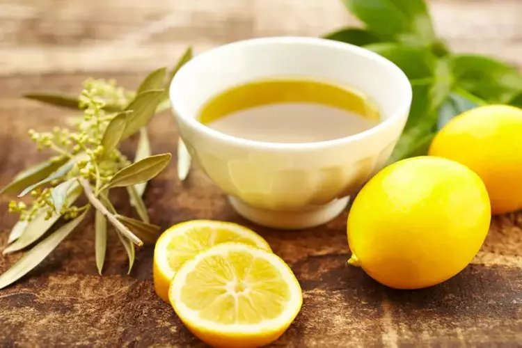 Çilekteki Pestisiti Saniyeler Içinde Temizliyor3