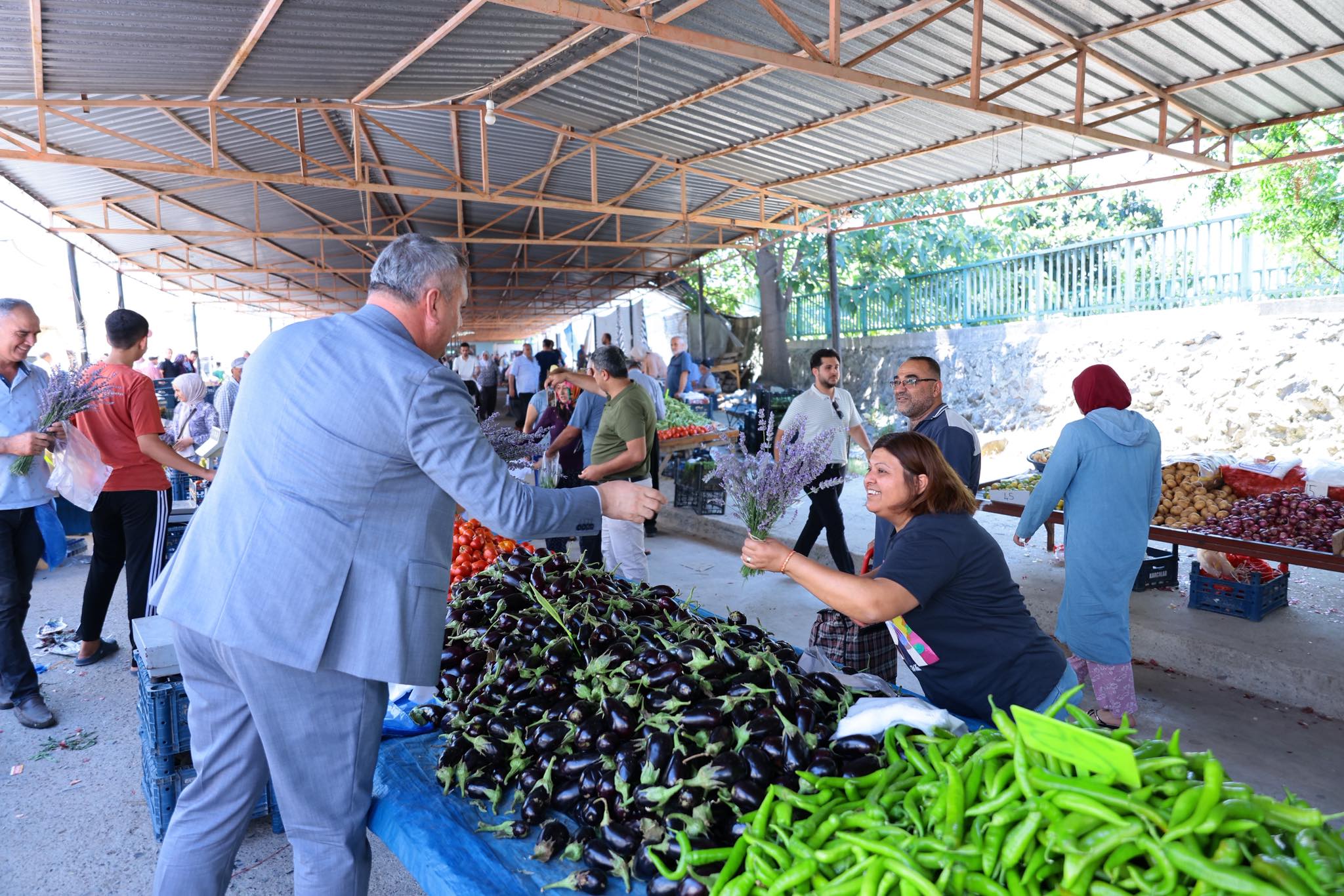 Düziçi’nde Lavanta Kokulu Esnaf Ziyareti (7)