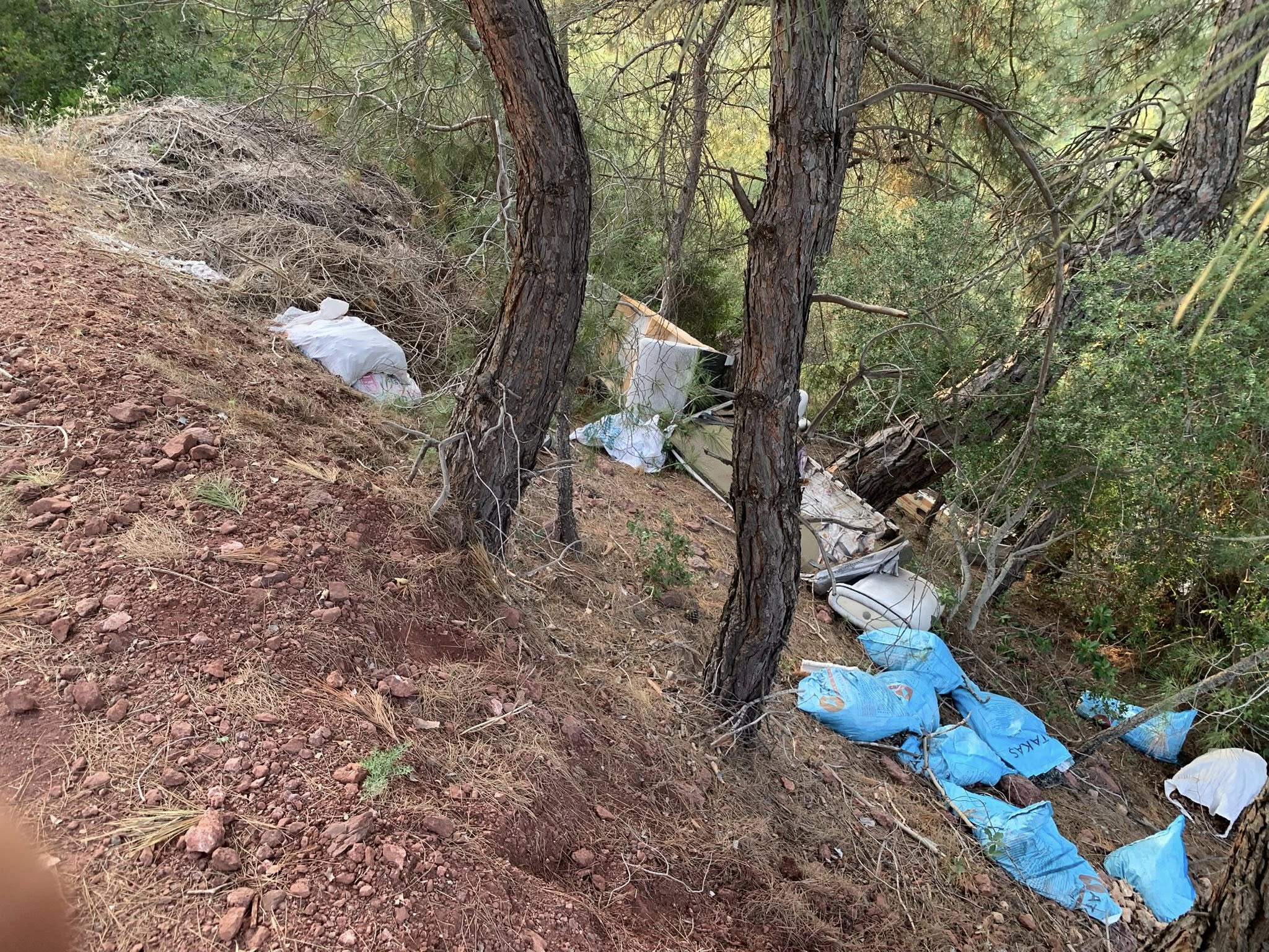 Kalecik Orman Yolunda Kirlilik Skandalı (3)