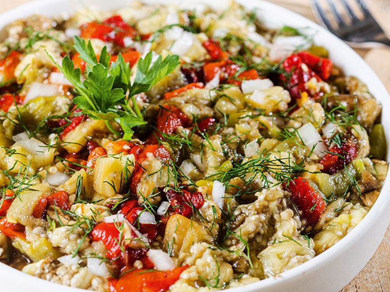 Közlenmiş Patlıcan Salatası2