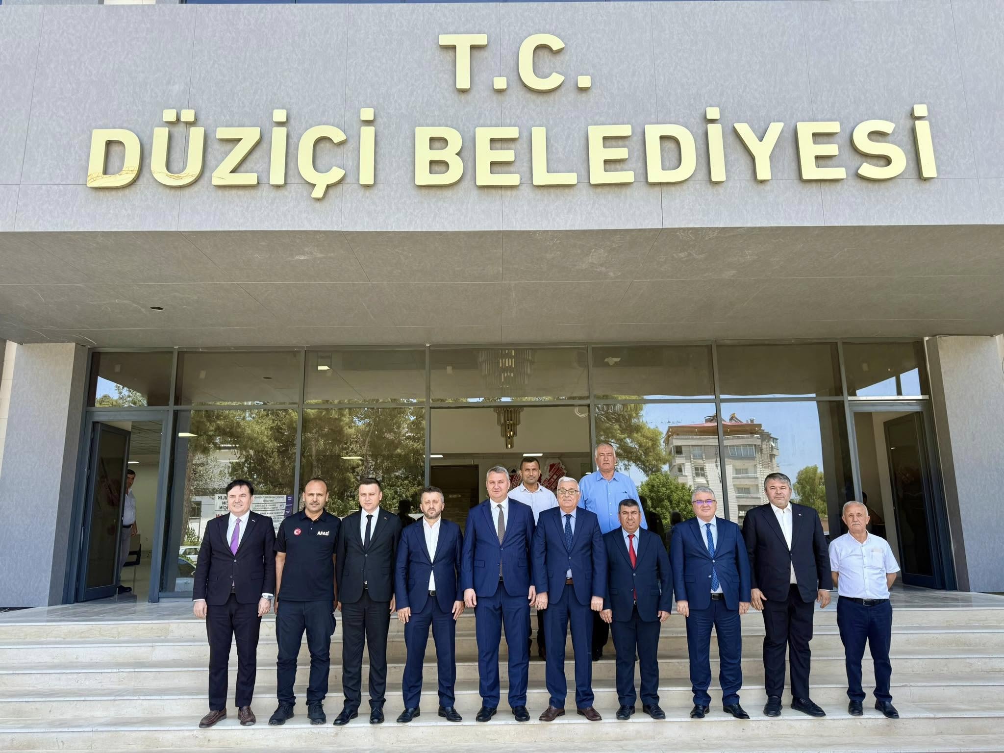 Osmaniye Protokolü Düziçi’nde Lavanta Bahçesini Gezdi (2)