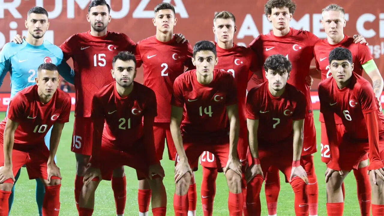 Türkiye Arnavutluk U214