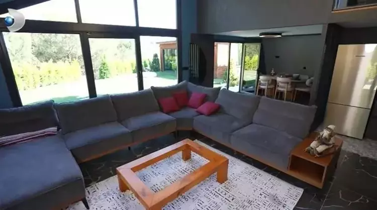 Ünlü Türkücü Doğayla Iç Içe 4