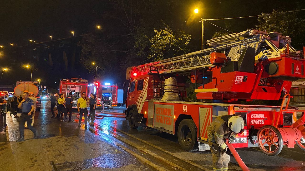 Beykoz’da Alevler Geceyi Sardı (1)