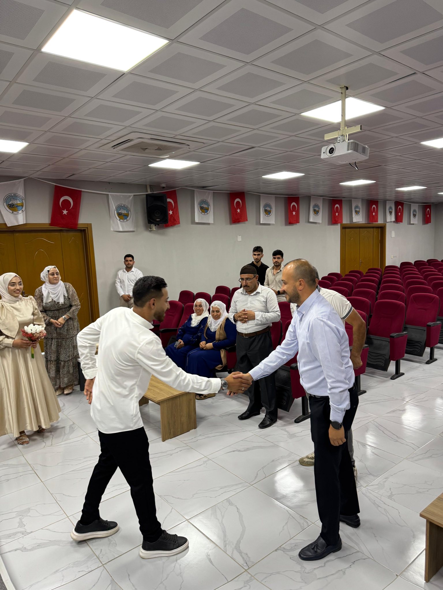 Genç Çiftin Nikahını Kıydı3