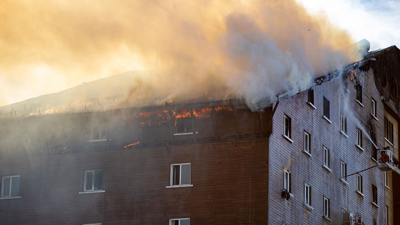 Her Cümlesinde Gözyaşı Aktı2