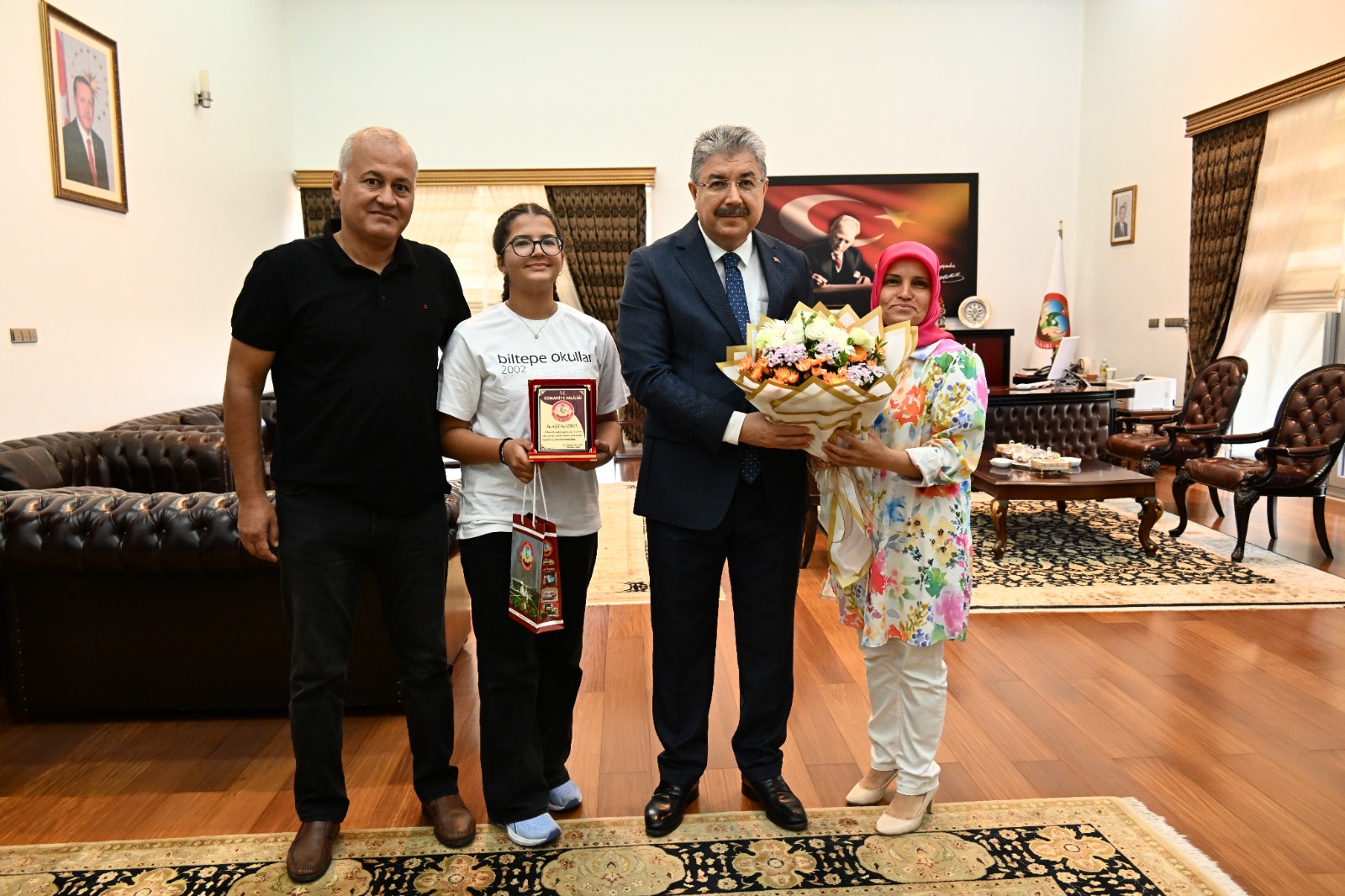 Osmaniye Valisi’nden Lgs Birincilerine Plaket10