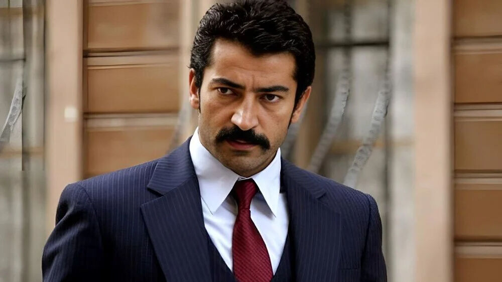 Oyuncu Kenan İmirzalıoğlu2