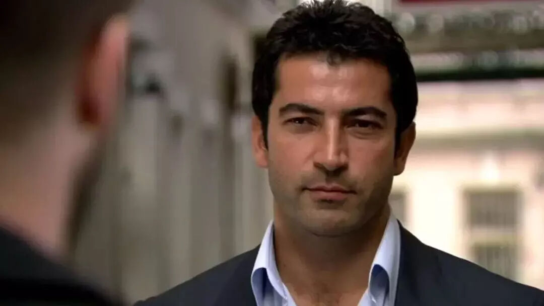 Oyuncu Kenan İmirzalıoğlu3