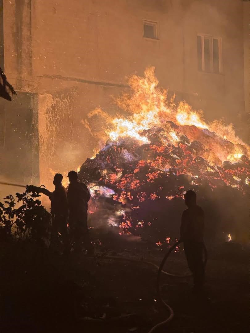 Sakarya Geyve’de Yangın Felaketi Alevler Tahliye Edilen Mahalleye Sıçradı (2)