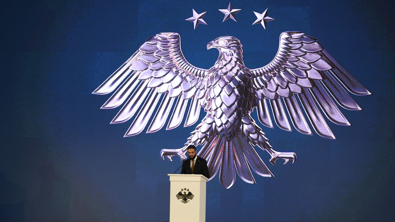 Suriye Yeni Ulusal Logosunu Tanıttı3