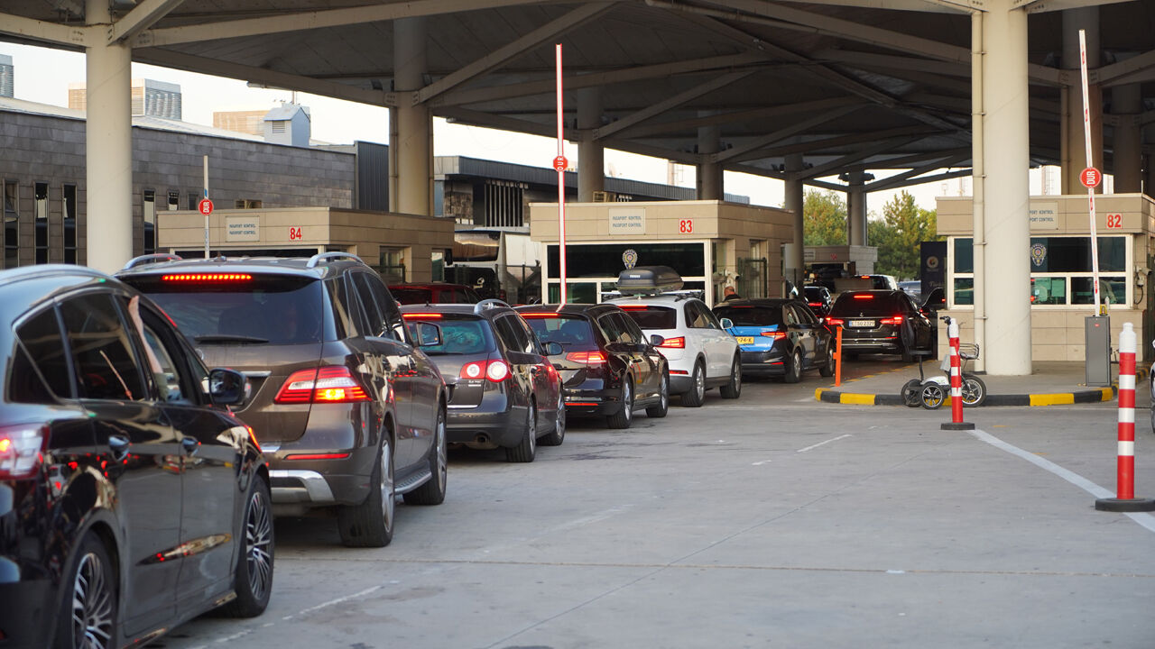 Türkiye'ye Akın Ettiler3