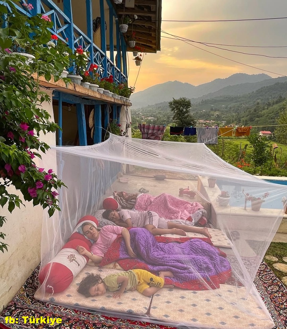 Güneşin İlk Işıklarıyla Uyanan Toprak, Sıcakta Bile Sakin