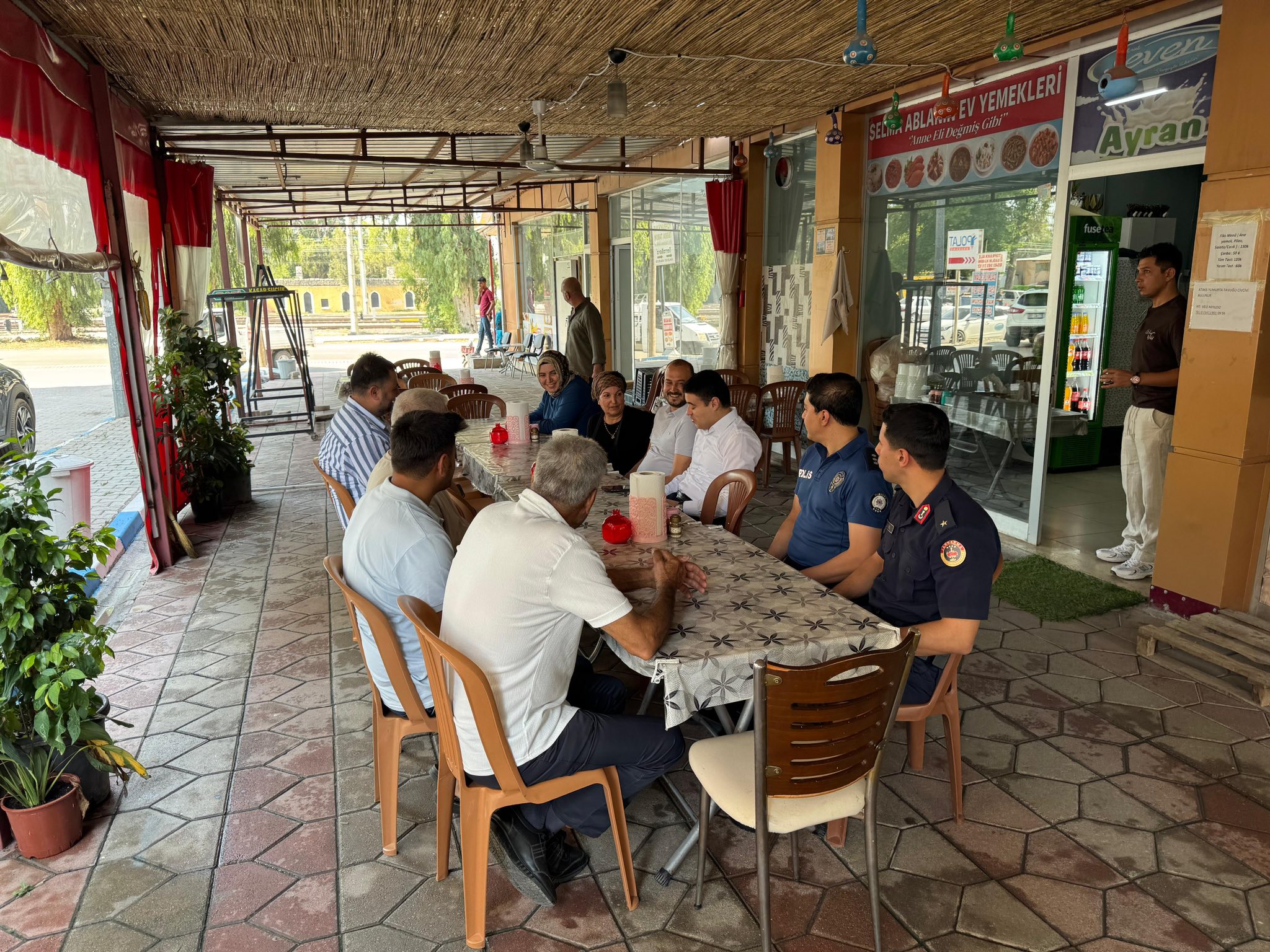 Toprakkale Belediye Başkanı Bekirhan Uyutmaz Esnafla Buluştu-1