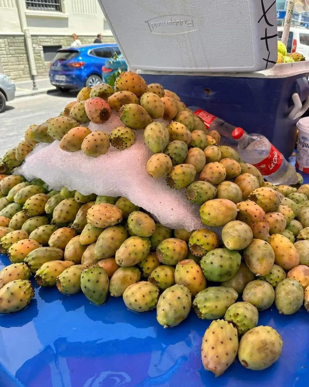 Adana’da Tezgahların Renkli Lezzeti Kaktüs Meyvesi Vatandaşla Buluştu