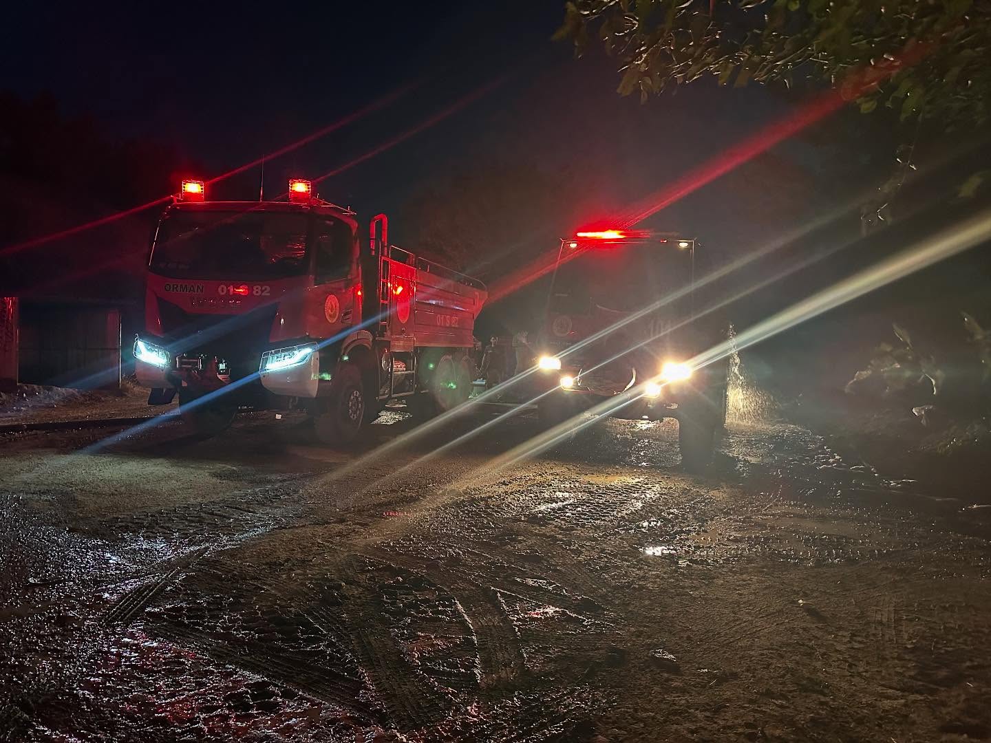 Akçakoyunlu Yangınında 145 Kişilik Dev Ekip Seferber Oldu (2)