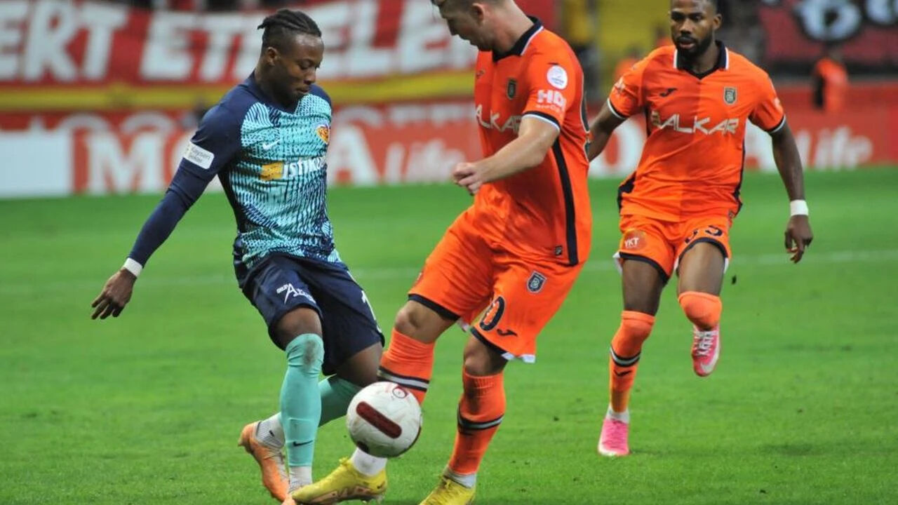 Başakşehir Kayserispor4