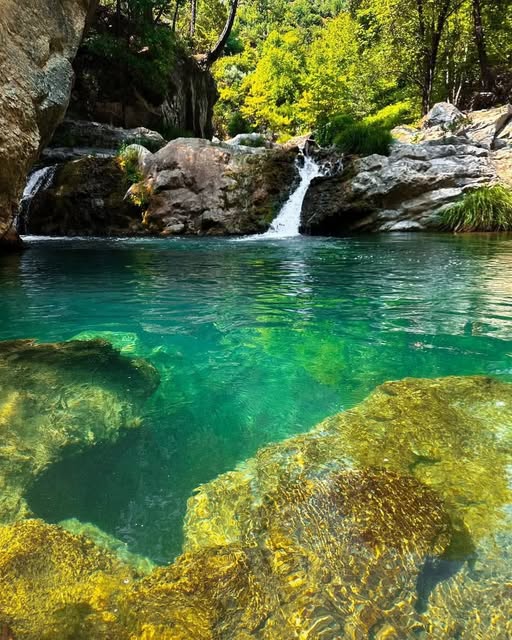 Bozyazı'nın Saklı Cenneti Karamanastır Şelalesi Keşfedilmeyi Bekliyor