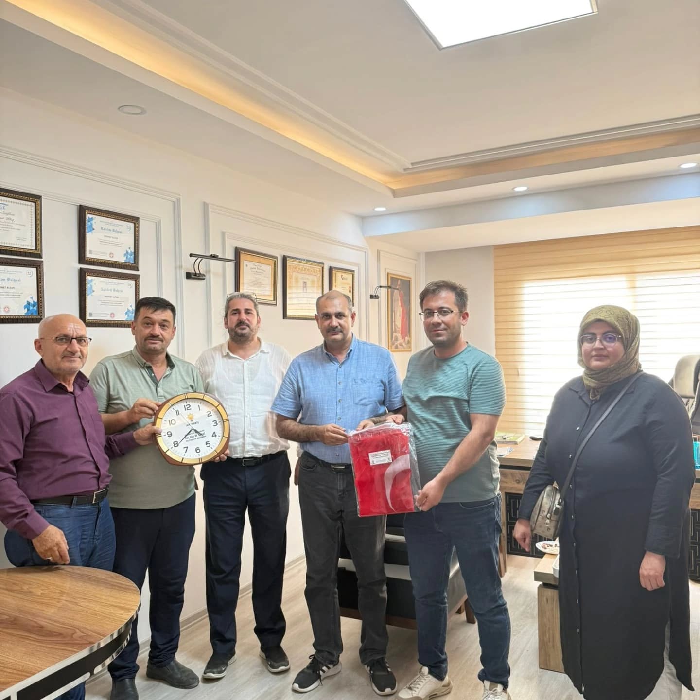 Çakmak’tan Dernek Ziyaretleri “Toplumun Her Kesimine Ulaşmalıyız” (3)