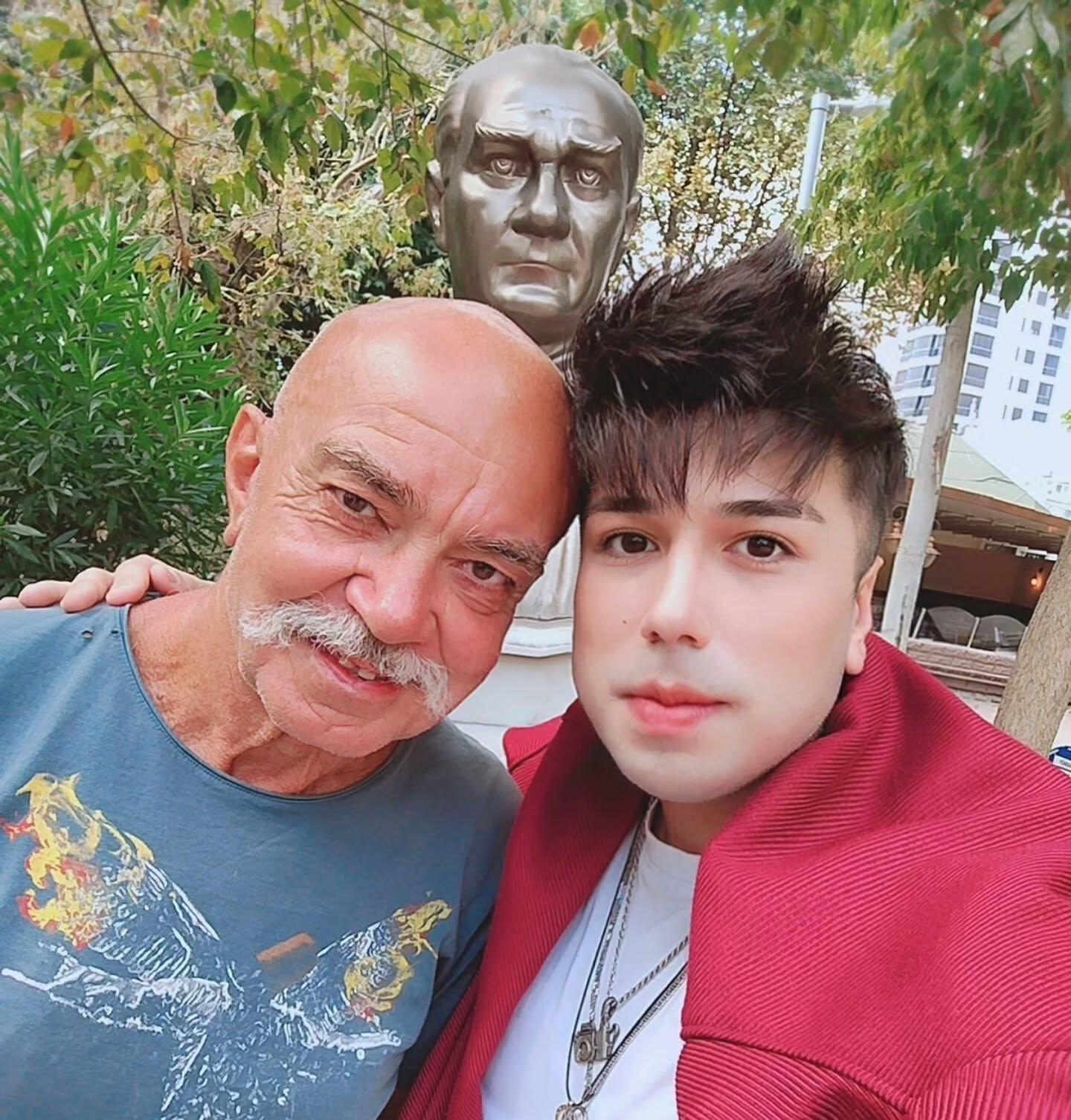 Cennet Mahallesi’nin ‘Rüstem’i Yıllar Sonra Ortaya Çıktı! Son Hali Şaşırttı (4)