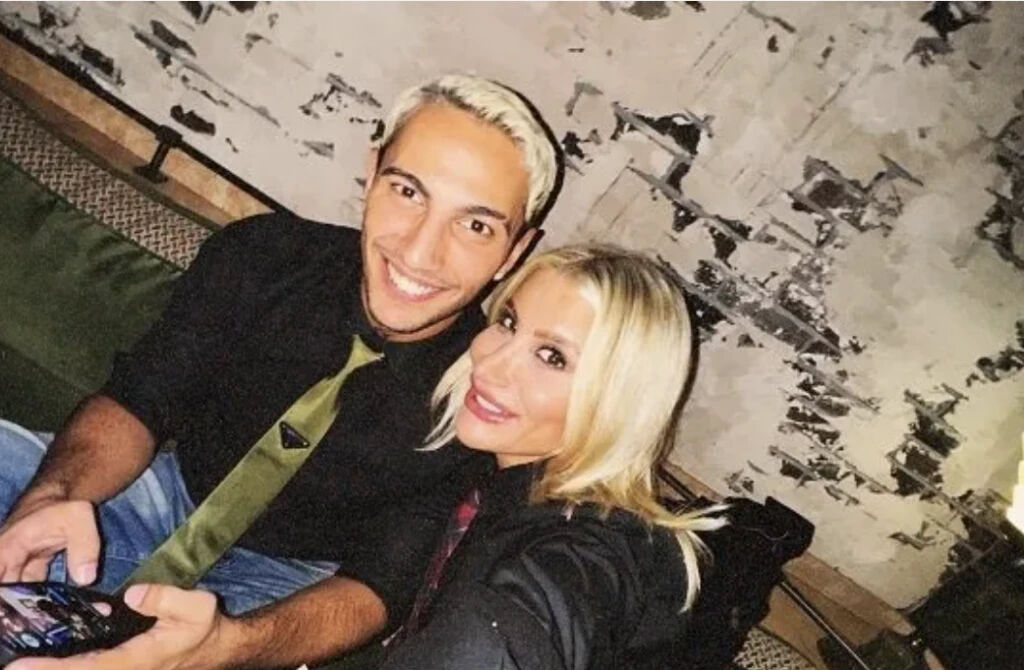 İrem Derici'ye Evlenme Teklifi Etti2