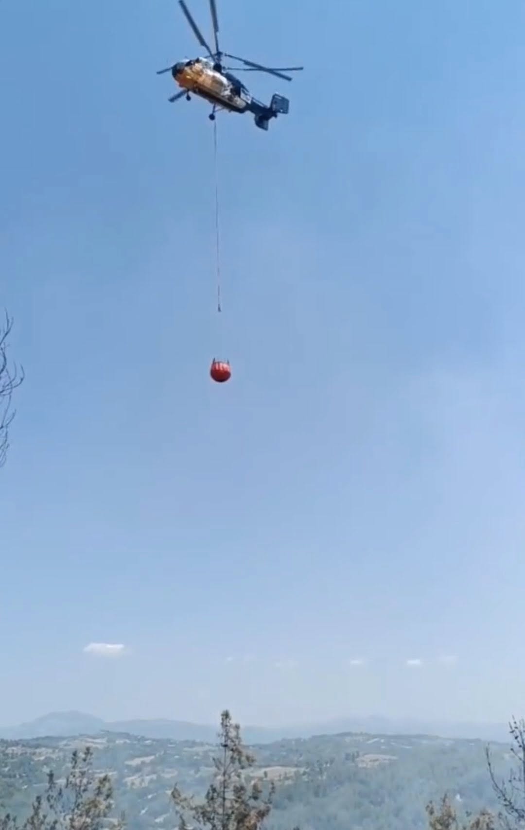 Kadirli’de Orman Yangını Erken Müdahale Ile Büyümeden Söndürüldü (4)