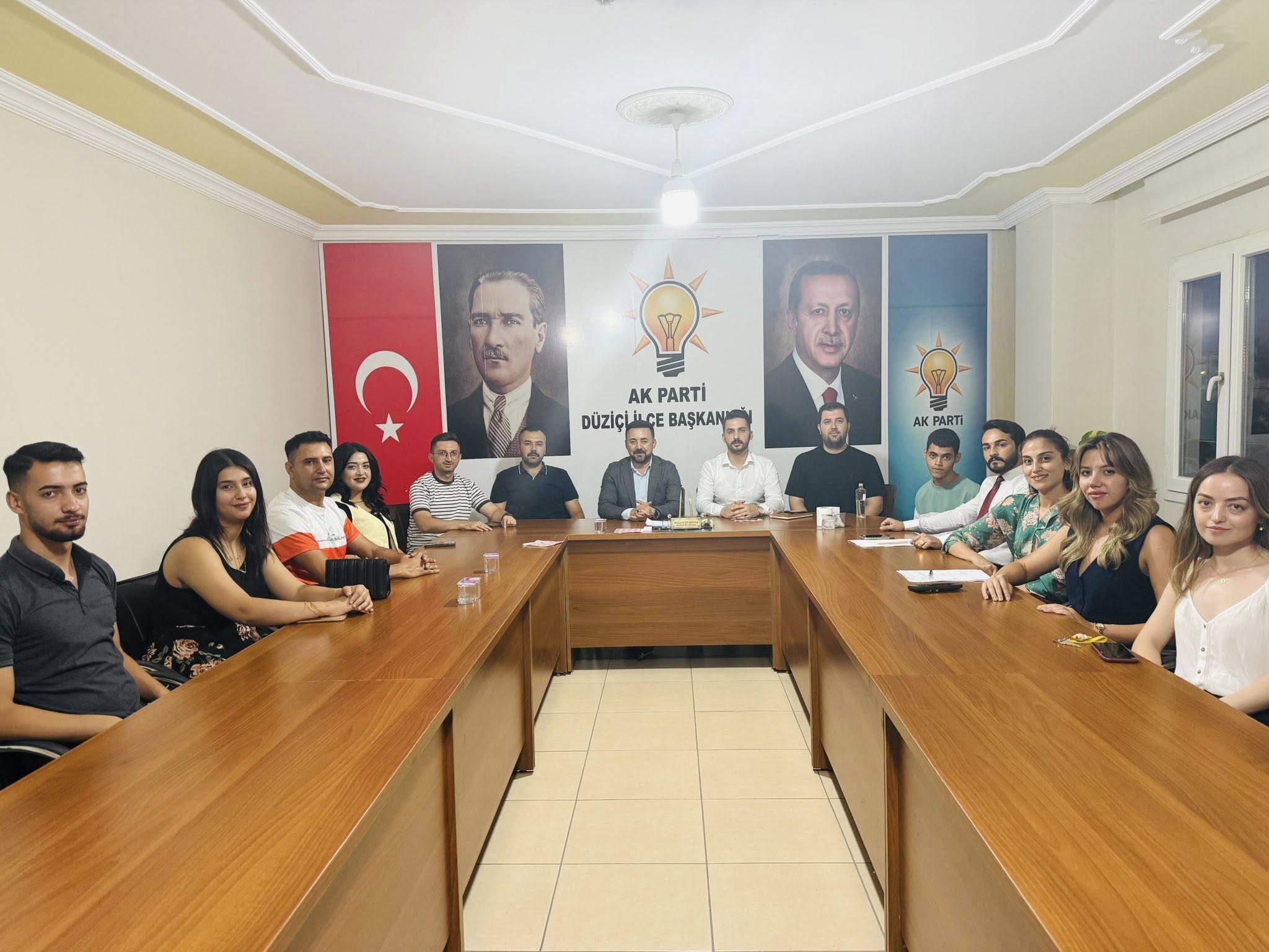 Kararmaz Gençlik En Kıymetli Hazinemiz2