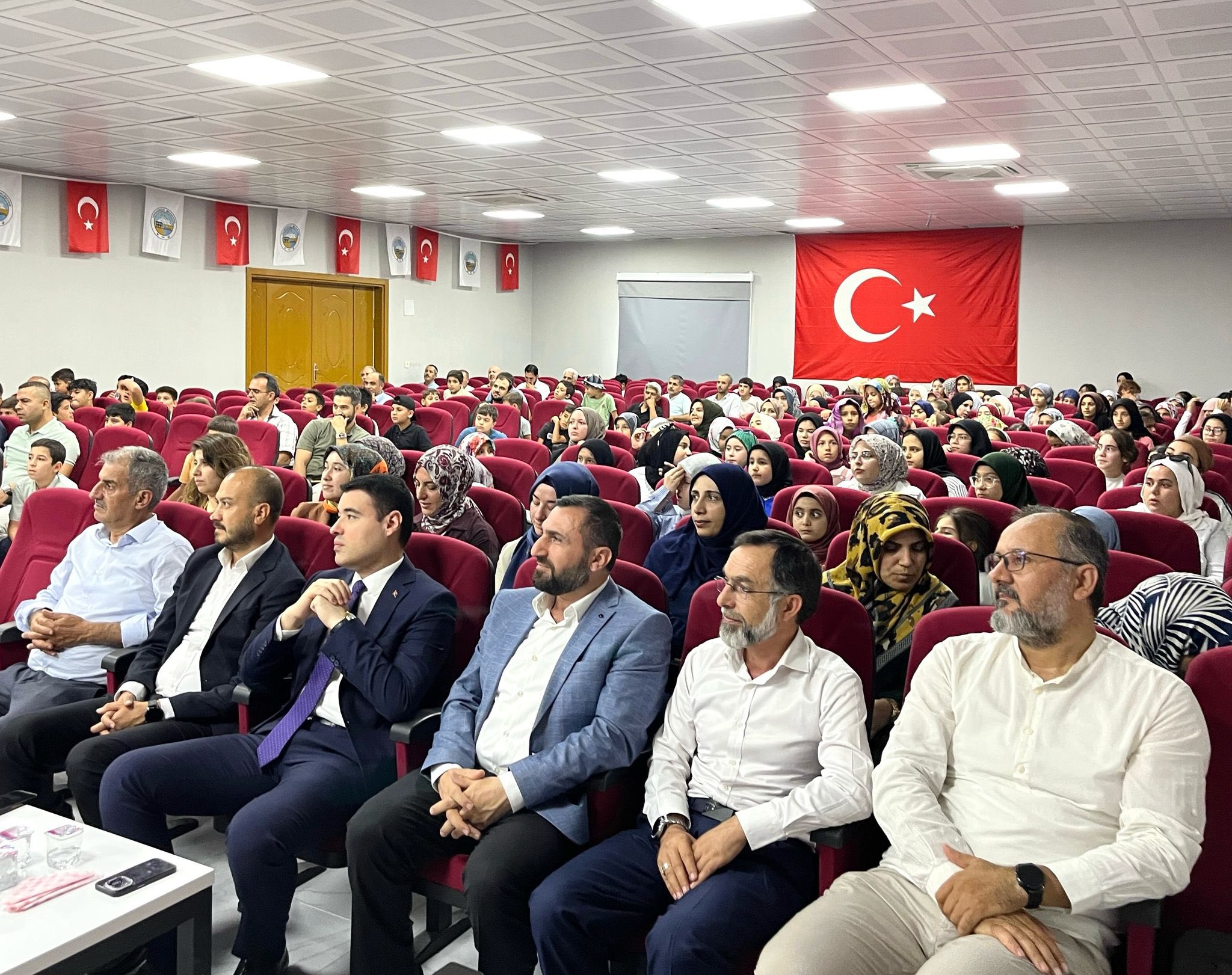 Kaymakam Özer, Yaz Kur’an Kursu Kapanışına Katıldı2