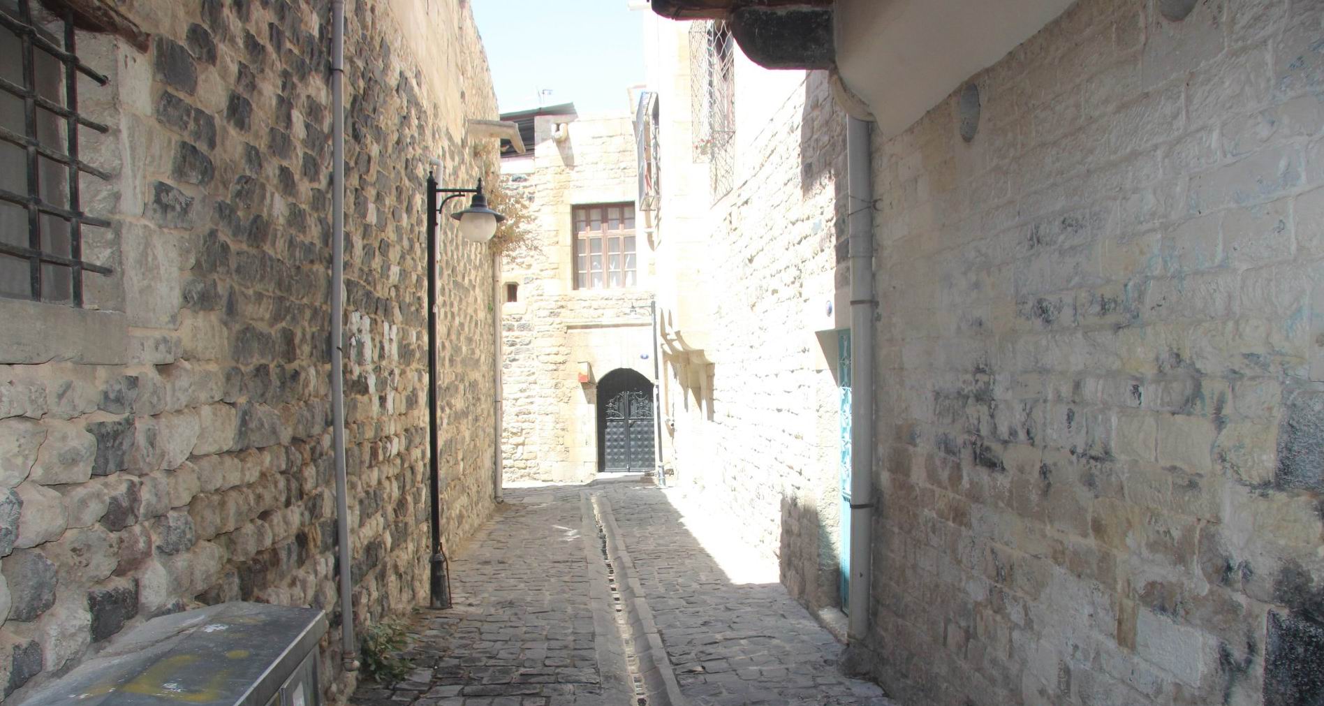 Kilis’in Tarihi Sokakları Ziyaretçilerini Geçmişle Buluşturuyor (4)