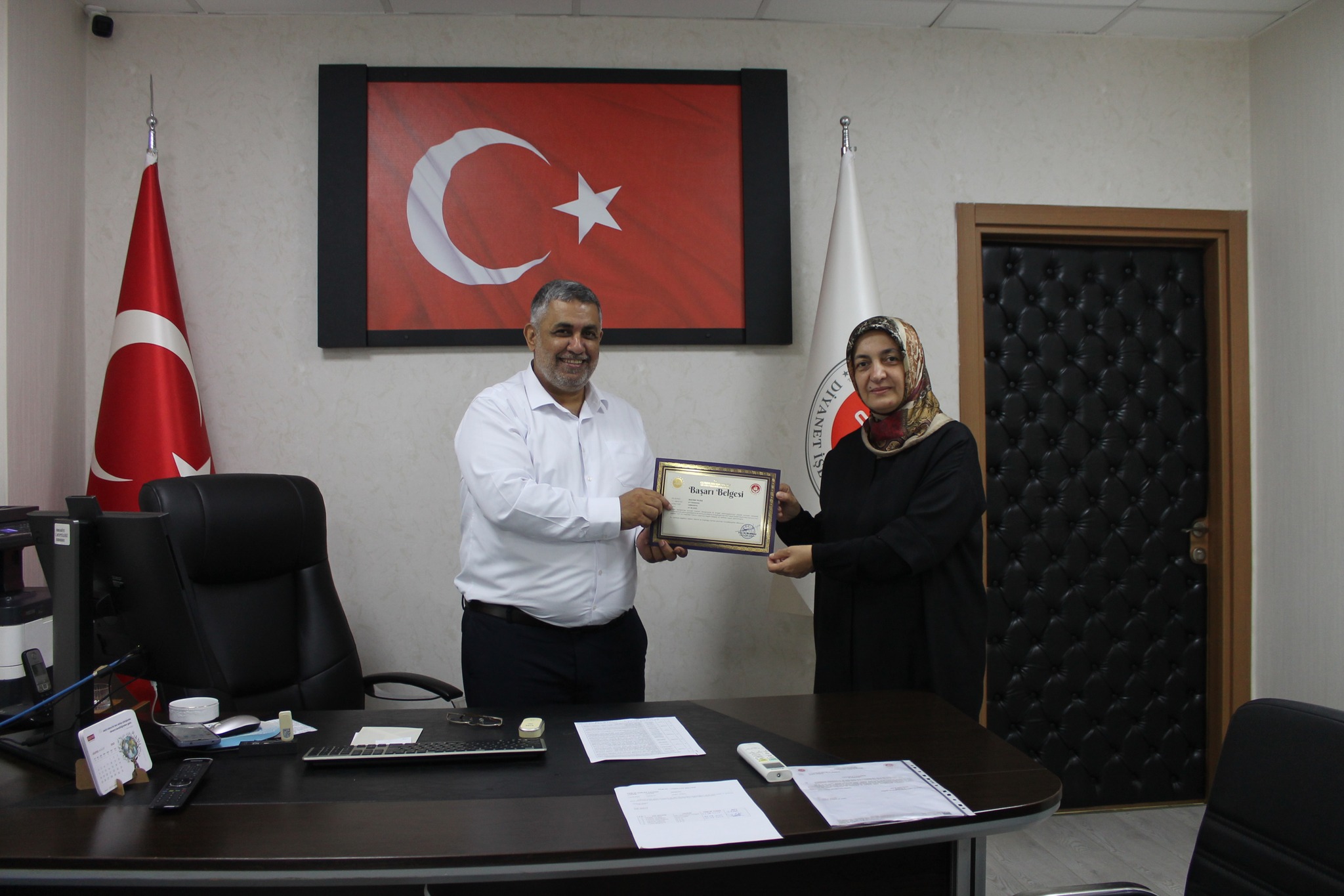 Manevi Danışmanlık Personeline Başarı Belgesi3