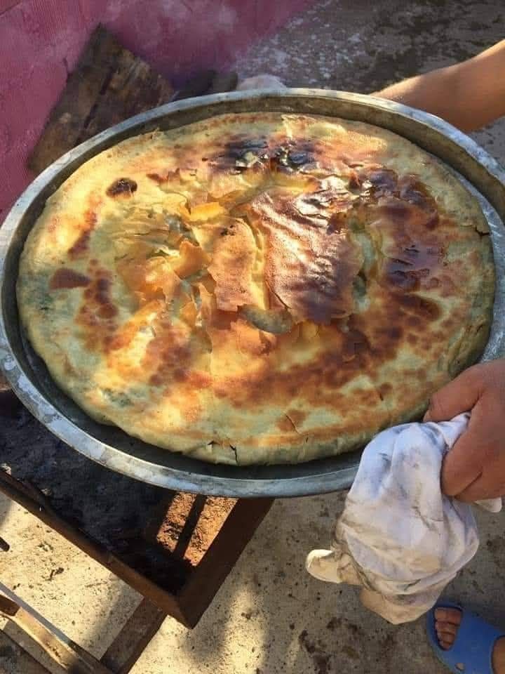 Odun Ateşinde Sini Böreği. Bir Aydın Efsanesi