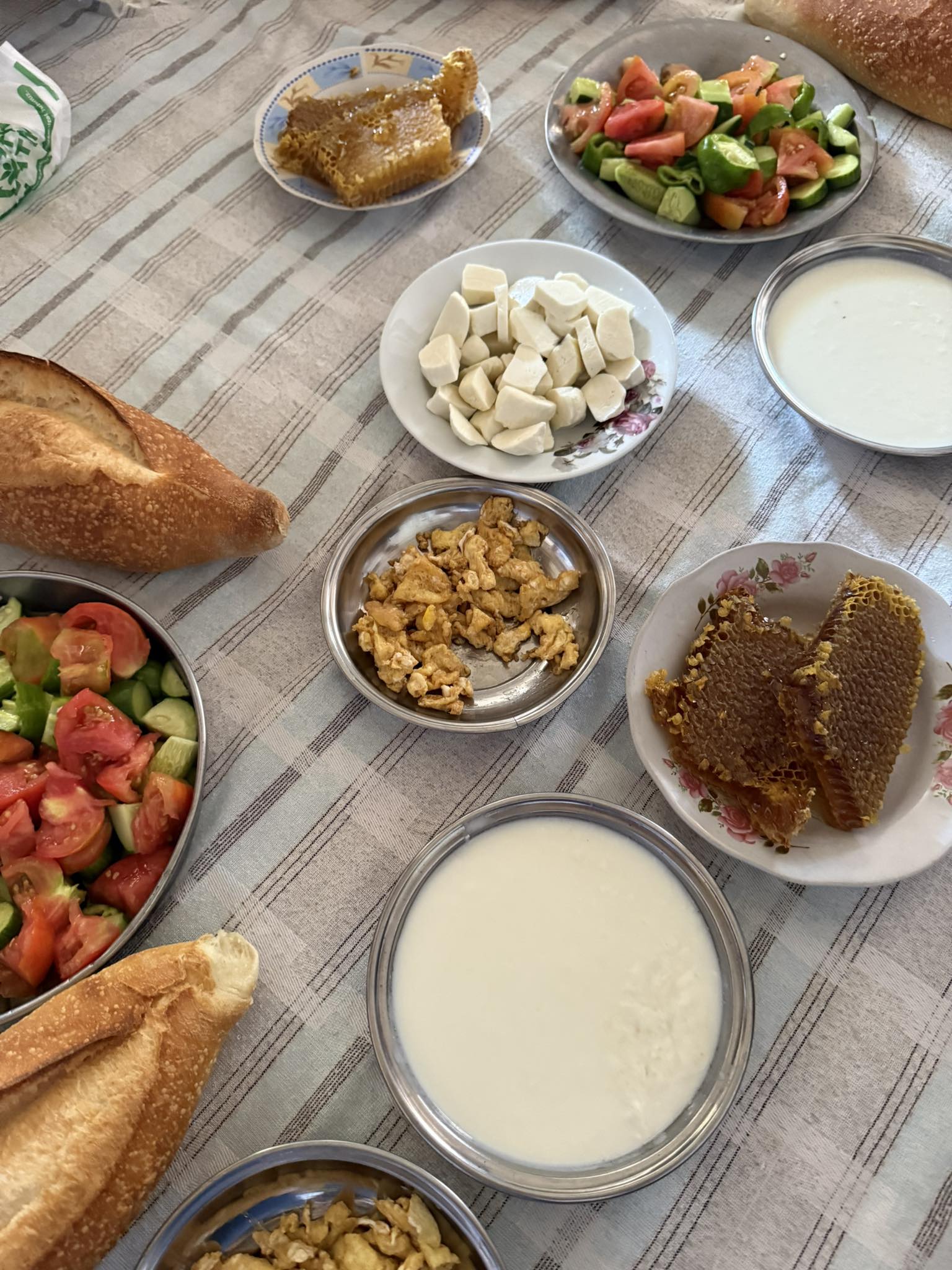 Osmaniye Sofralarının İncisi Yer Sofrasında Geleneksel Köy Kahvaltısı