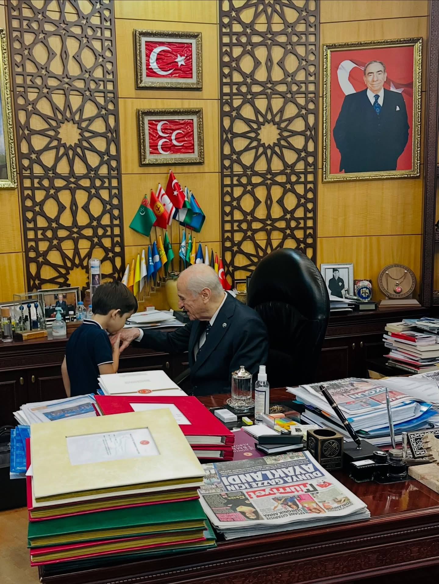 Osmaniyeli Bozdoğan’dan Bahçeli’ye Anlamlı Ziyaret3