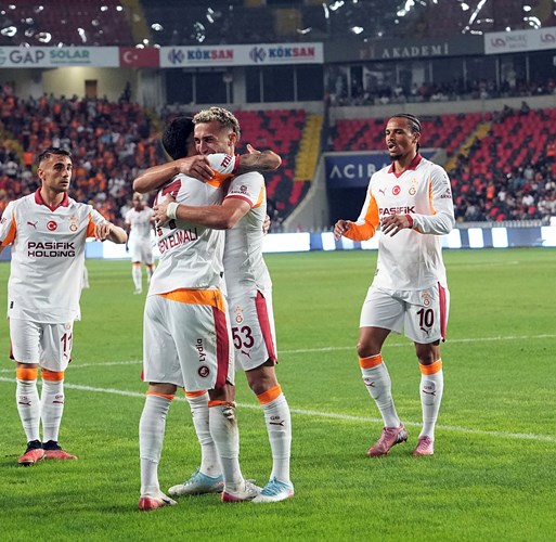 Şampiyon Galatasaray Sezona 3 0’Lık Zaferle Başladı (2)