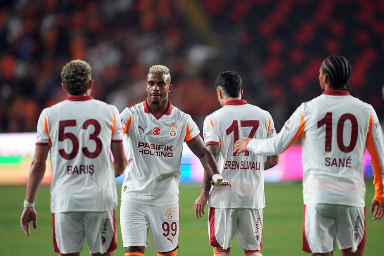 Şampiyon Galatasaray Sezona 3 0’Lık Zaferle Başladı (4)