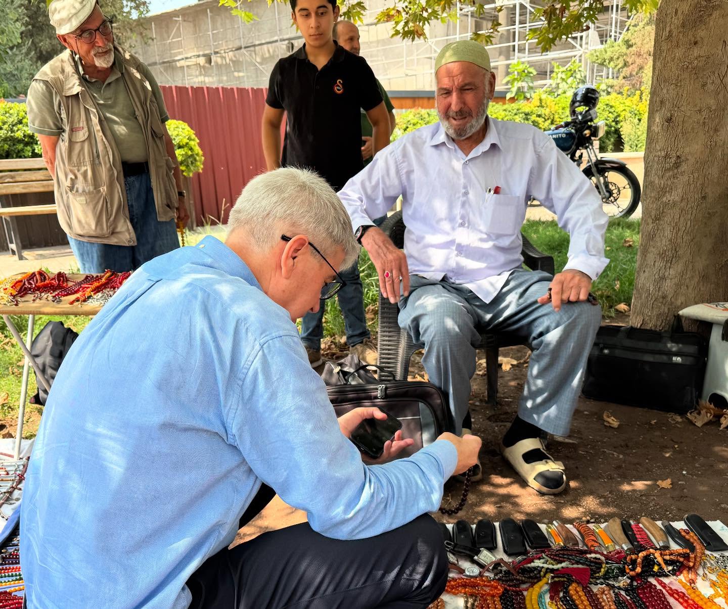 Seydi Gülsoy, Osmaniye Çarşı Esnafını Ziyaret Etti5