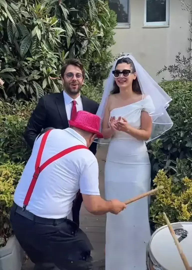 Sitare Akbaş Ve Cengiz Orhonlu Dünyaevine Girdi4